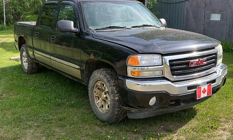 2005 Gmc Sierra  Z71...