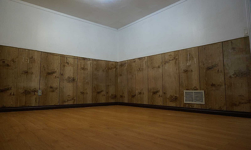 2 Bedroom Walkout Ba...