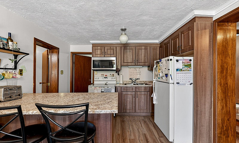 3 Bdrm/2 Bthrm Home ...
