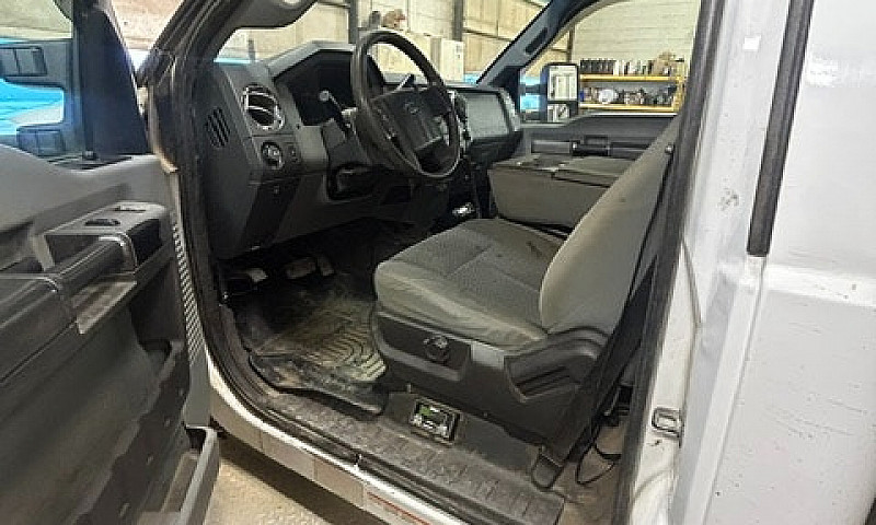 2012 Ford F550 Mecha...