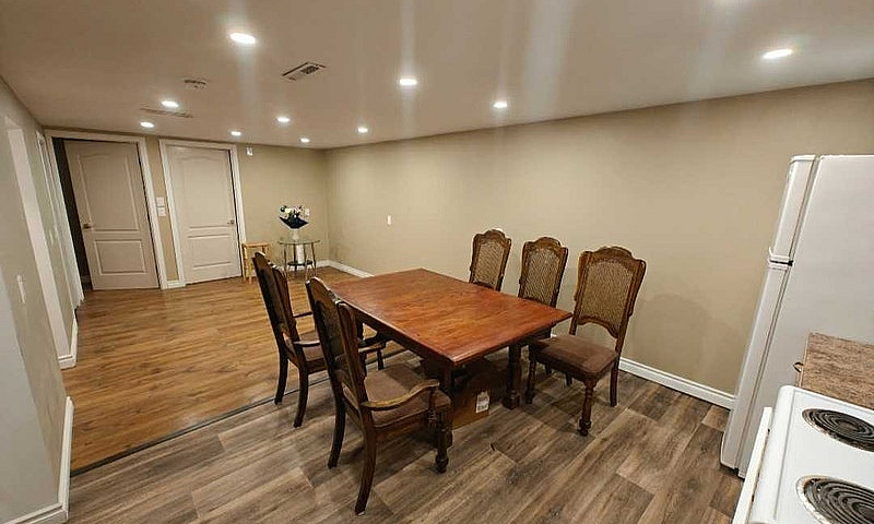 Legal 2 Bedroom Base...