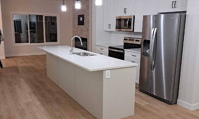 3 Beds 2.5 Baths - H...