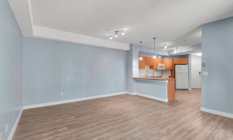 1 Bed, 1 Bath Condo ...