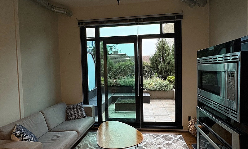 Furnished Downtown V...