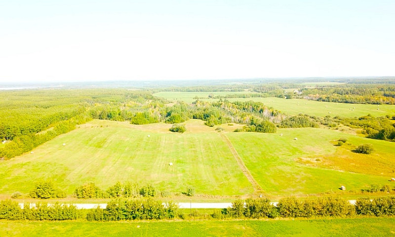 Golden Sands Acreage...