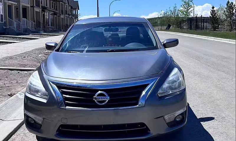 Nissan Altima Sv...