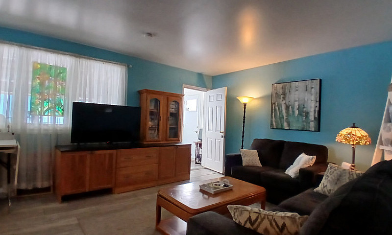 3 Bed/1 Bath Bungalo...