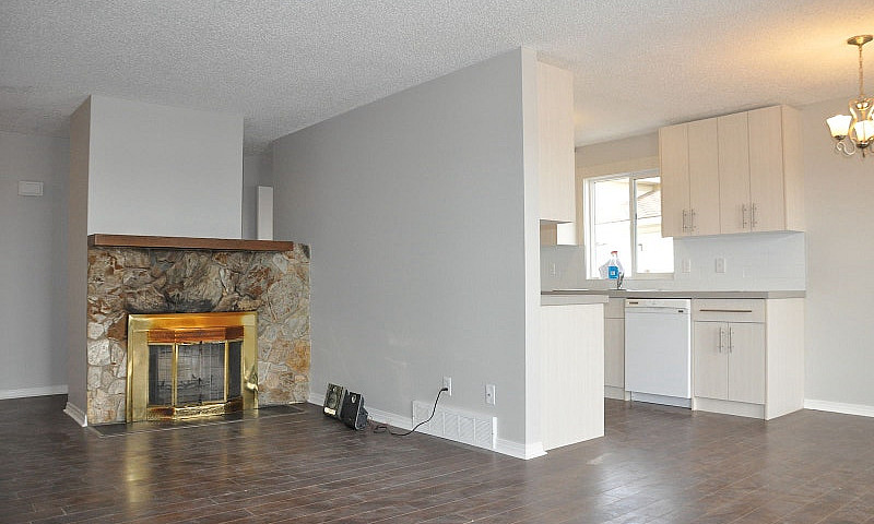 Renovated Bungalow F...
