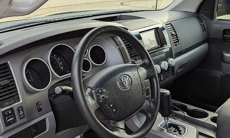 2010 Toyota Tundra R...