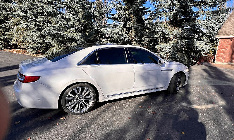 2017 Lincoln Contine...