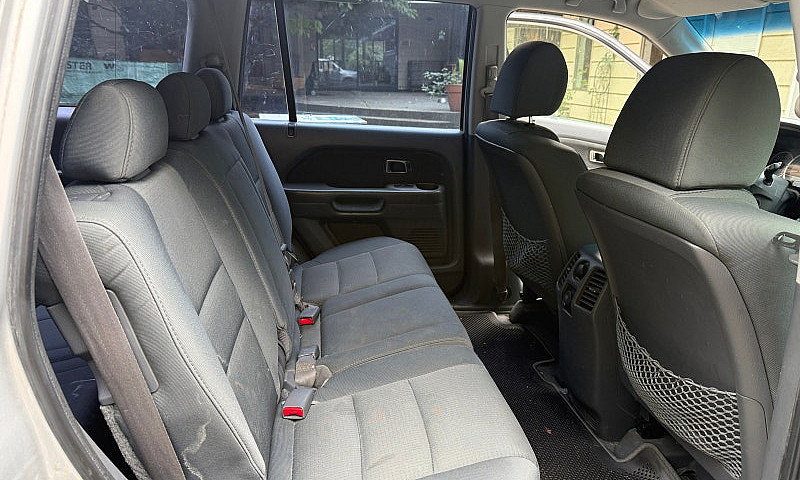 2006 Honda Pilot...
