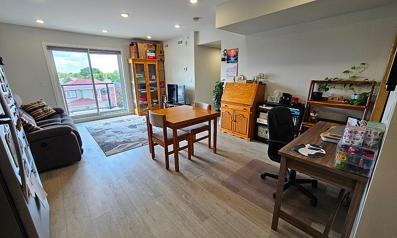 2-Bedroom 2-Bathroom...