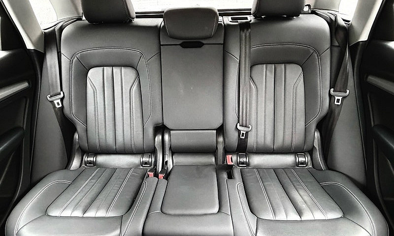 2021 Audi Q5 Komfort...
