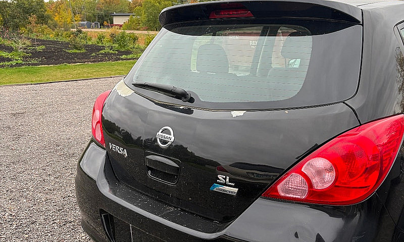 2012 Nissan Vera Hat...