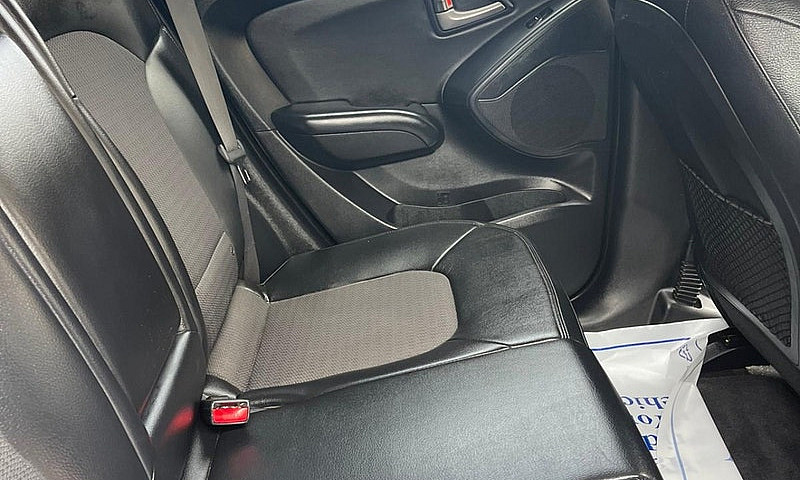 2011 Hyundai Tucson ...