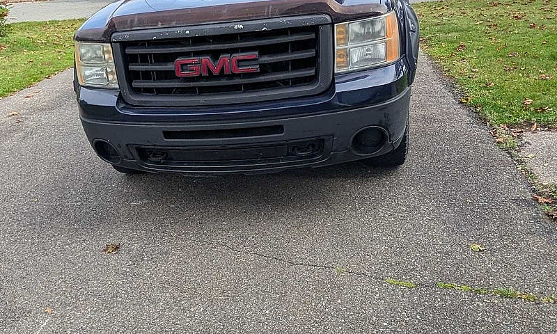 2011 Gmc Sierra...