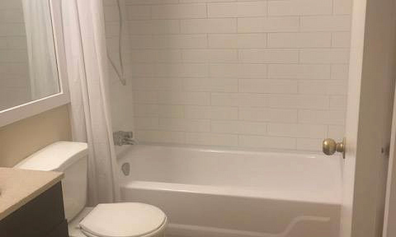 3Rd Floor Condo W Ba...