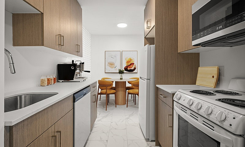 Newly Renovated 1 Be...