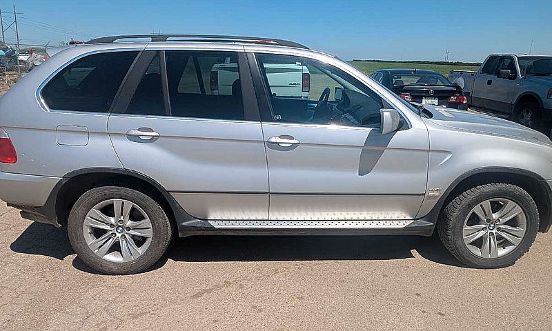 2004 Bmw X5 4.4...