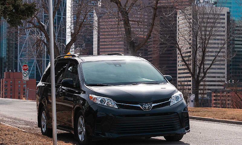 Toyota Sienna 2020...