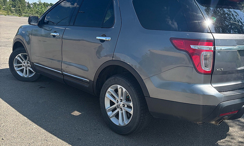 2014 Ford Explorer ...