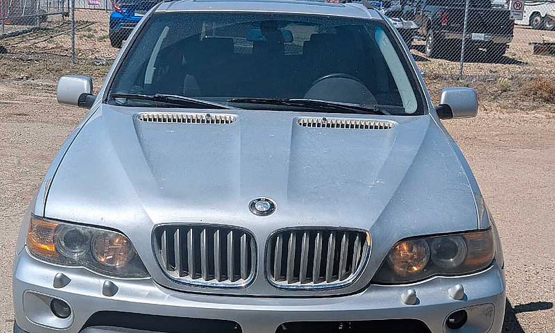 2004 Bmw X5 4.4...