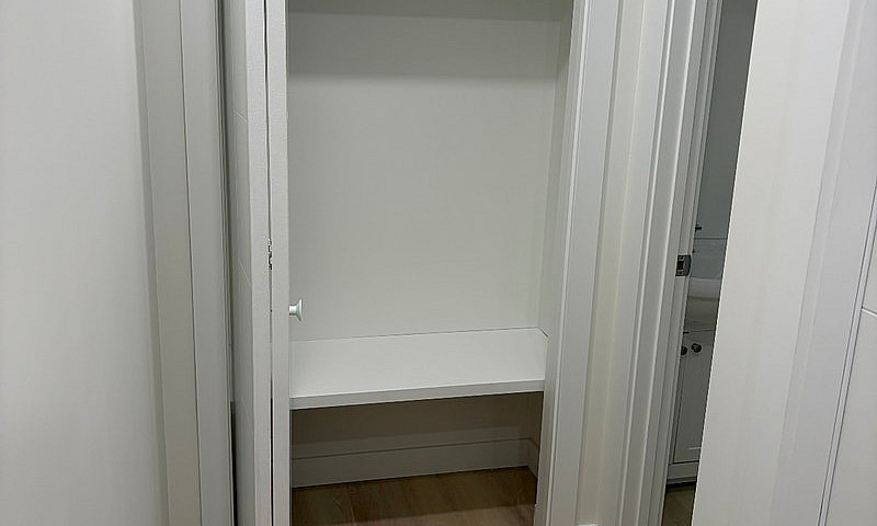 1 Bedroom Basement S...