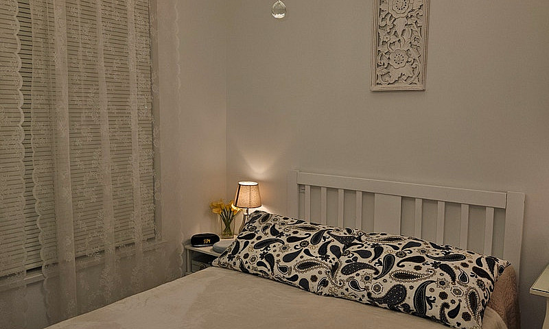One Bedroom Furnishe...