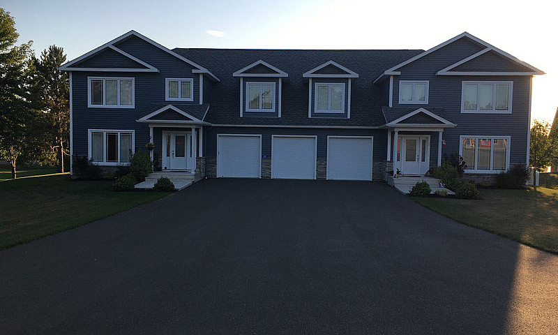 3 Bedroom, 3 Baths F...