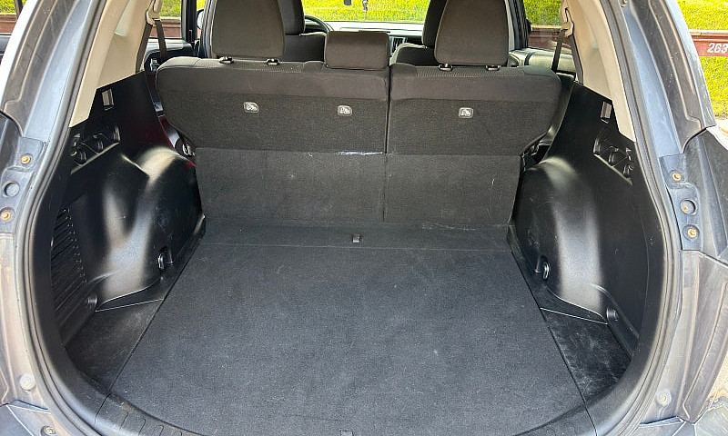 Toyota Rav 4...