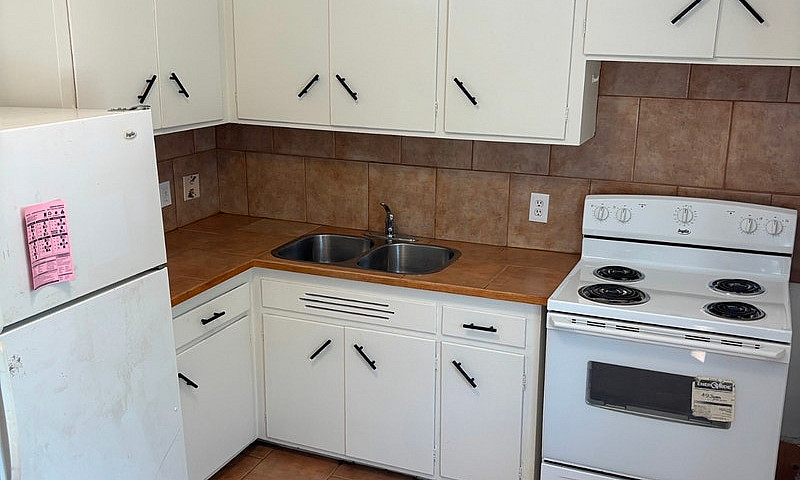 1 Bedroom Apartment ...