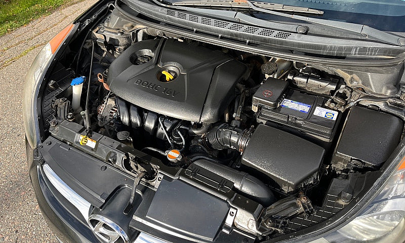 2012 Hyundai Elantra...