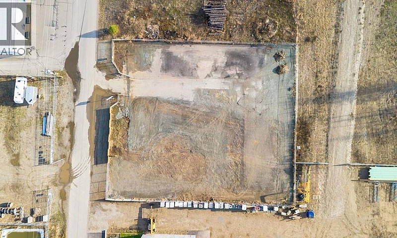 1 Acre Industrial Lo...