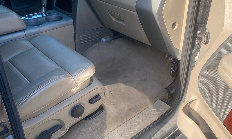 2007 Ford F150 Laria...