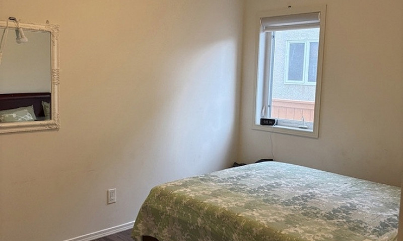 House For Sale In Am...