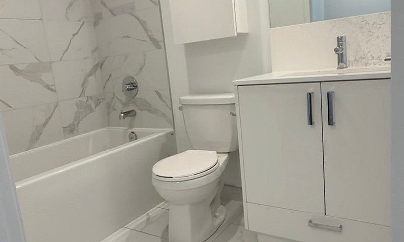 1 Bedroom + Den For ...