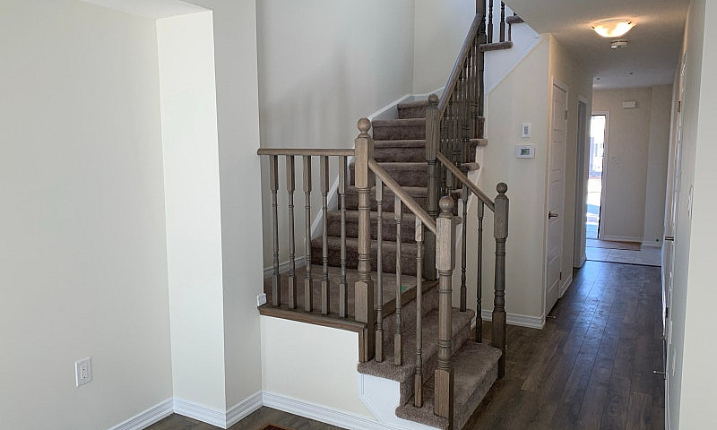 3 Bedroom End Unit T...