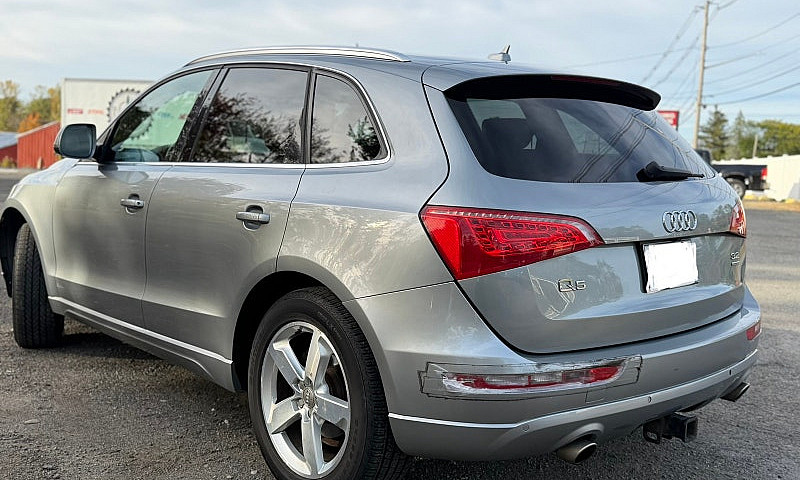 2010 Audi Q5 Prestig...