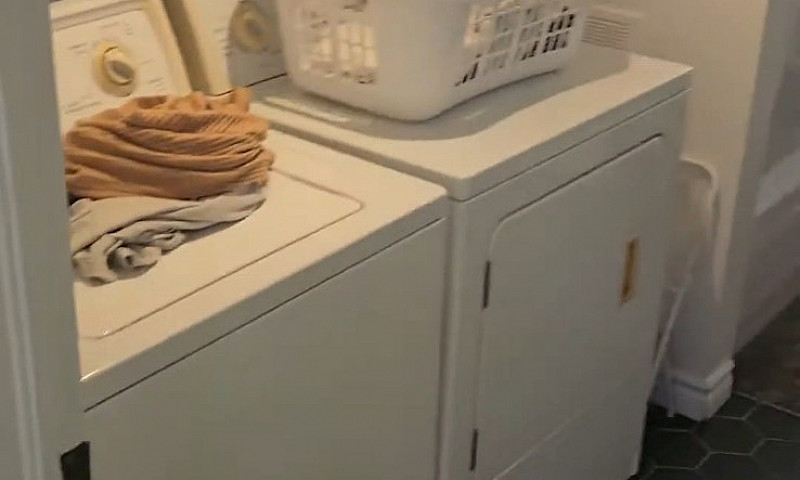 2 Bedroom, 1 Bathroo...
