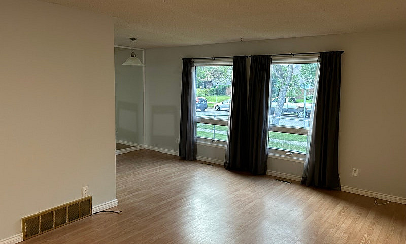 House For Rent In St...