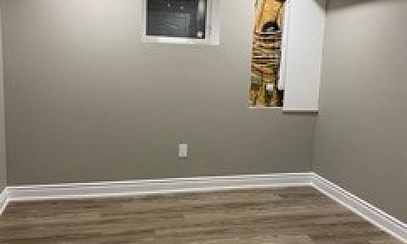 2 Bedroom Basement F...