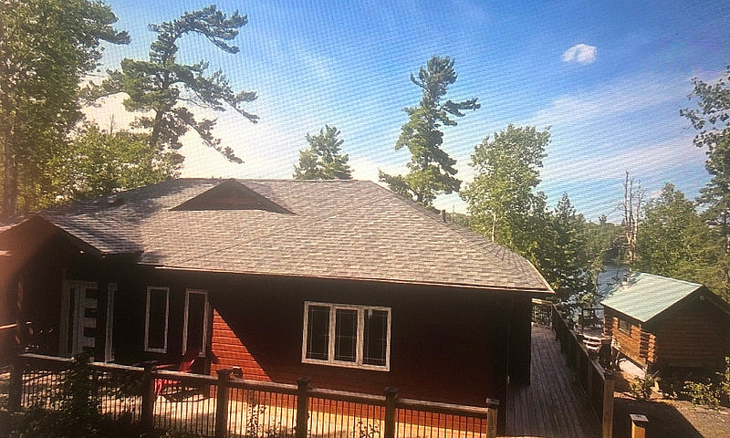 Year Round Cottage /...