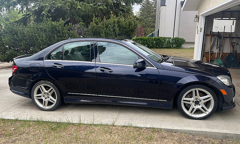 2010 Mercedes Benz C...