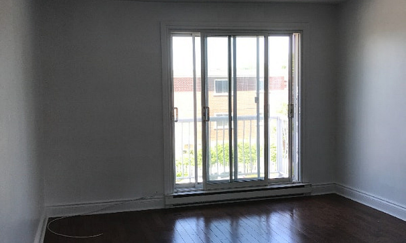 4 1/2  For Rent, Ren...