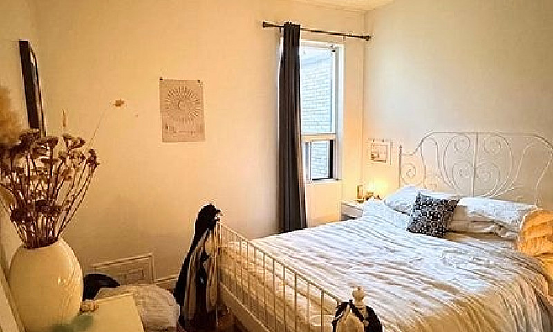 1 Bedroom Apt Just S...