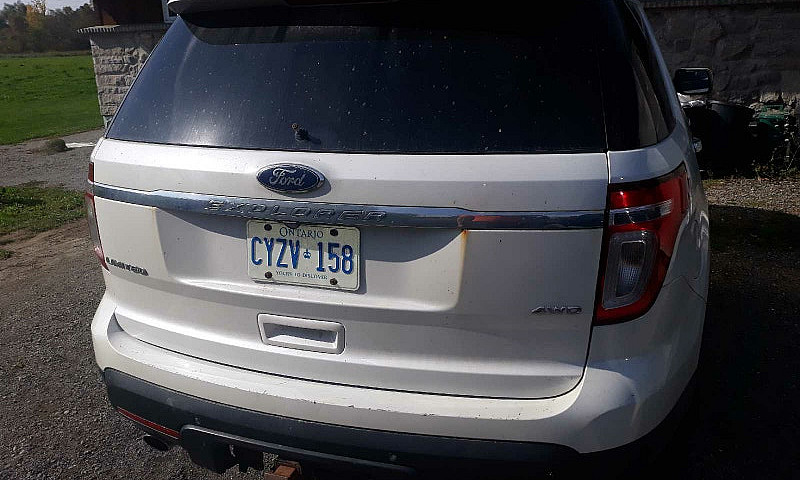2011 Ford Explorer A...