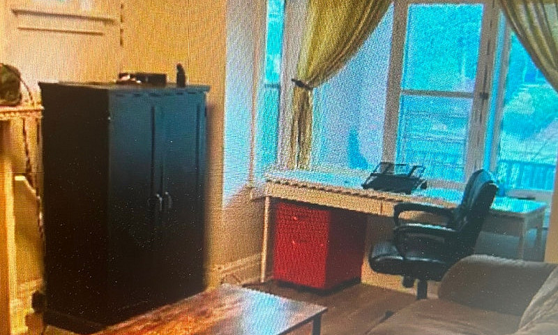 Cozy 1 Bedroom Apart...