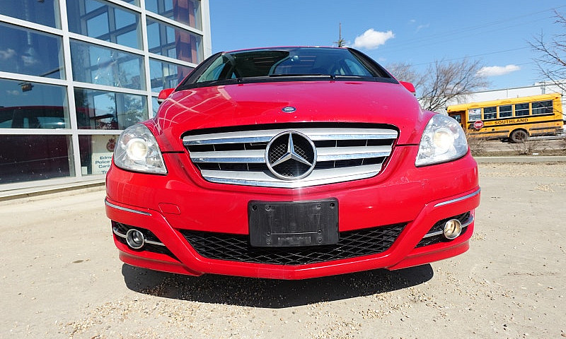 2011 Mercedes-Benz B...