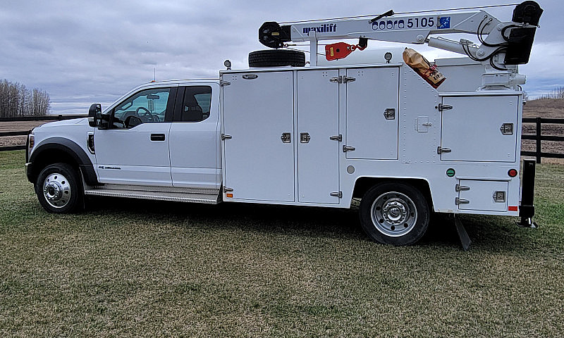 Ford F550 Super Duty...
