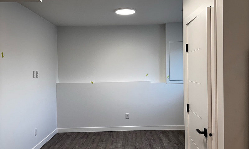 New 2 Bedroom Baseme...